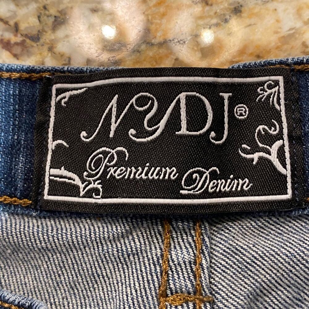 NYDJ Premium Denim Jeans Women's size 8/28 x 30 Made for real women - Picture 3 of 5